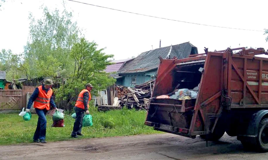 Вывоз мусора из частного дома в Гусе-Хрустальном в октябре