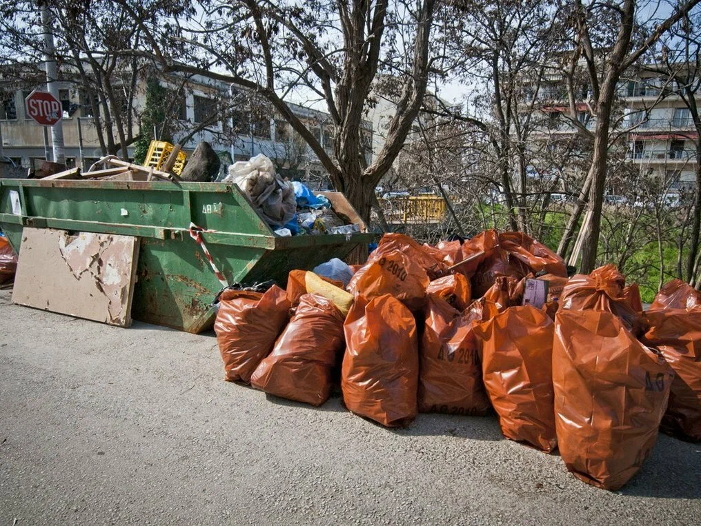 Круглосуточный вывоз мусора в Гусе-Хрустальном в октябре